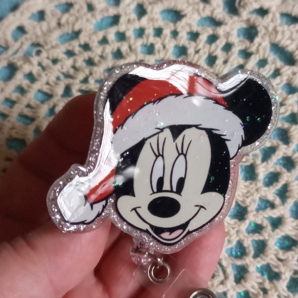 Disney Minnie Mouse Christmas Pin - Picture 4 of 6